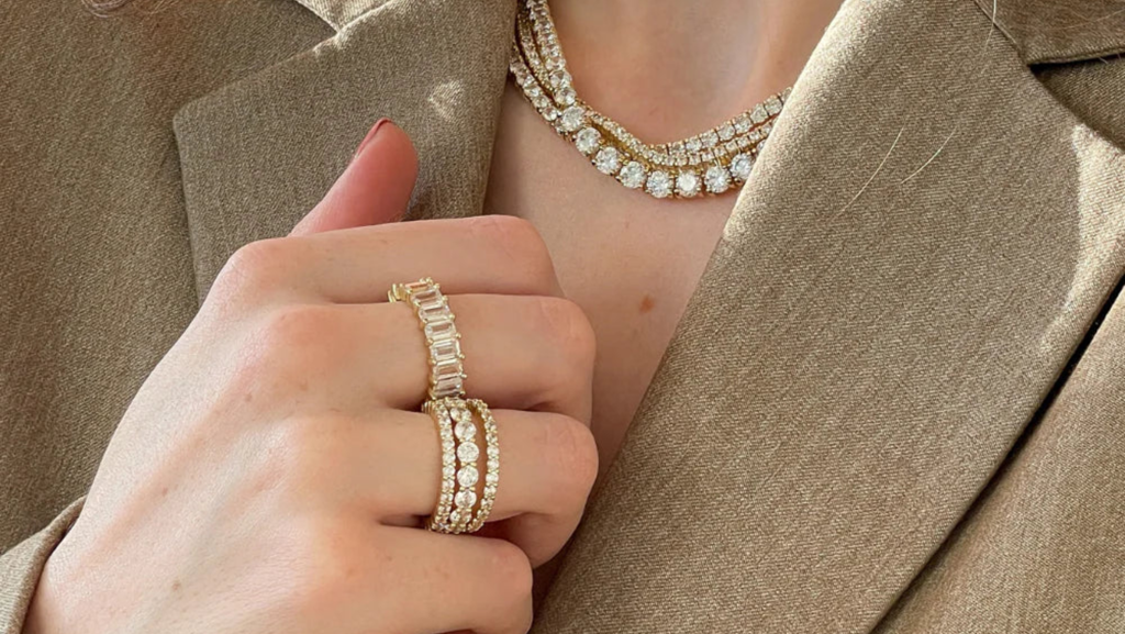 The Timeless Allure of Fine Diamond Jewelry: A Modern Woman’s Guide to Luxury