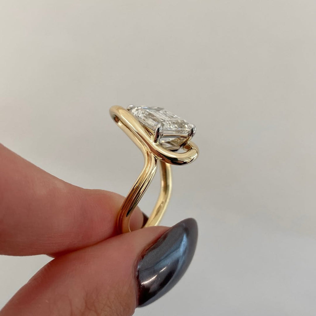Emerald Lab Grown Engagement Ring Curve Band  Gold Wedding Anniversary Ring