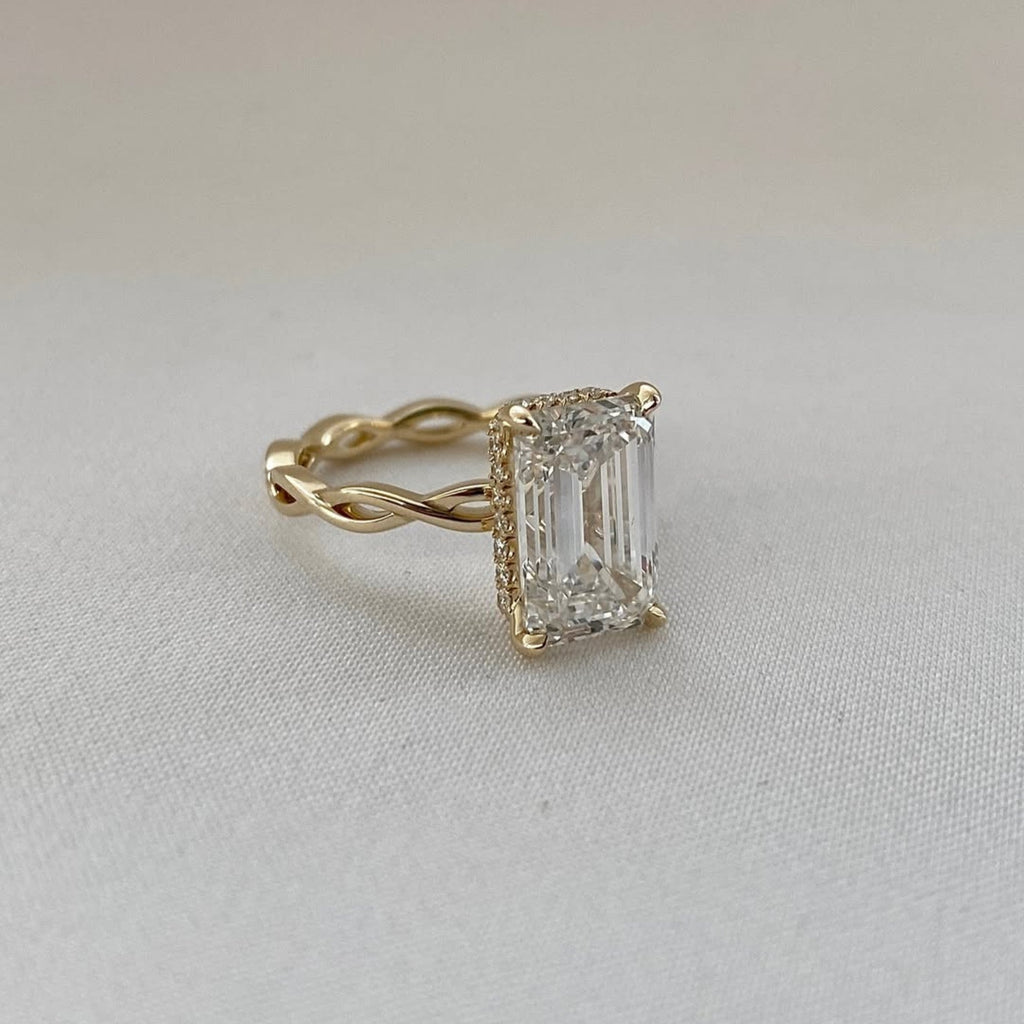 Twisted Band  Emerald Moissanite Hidden Halo Engagement Ring Gold Wedding Anniversary Ring