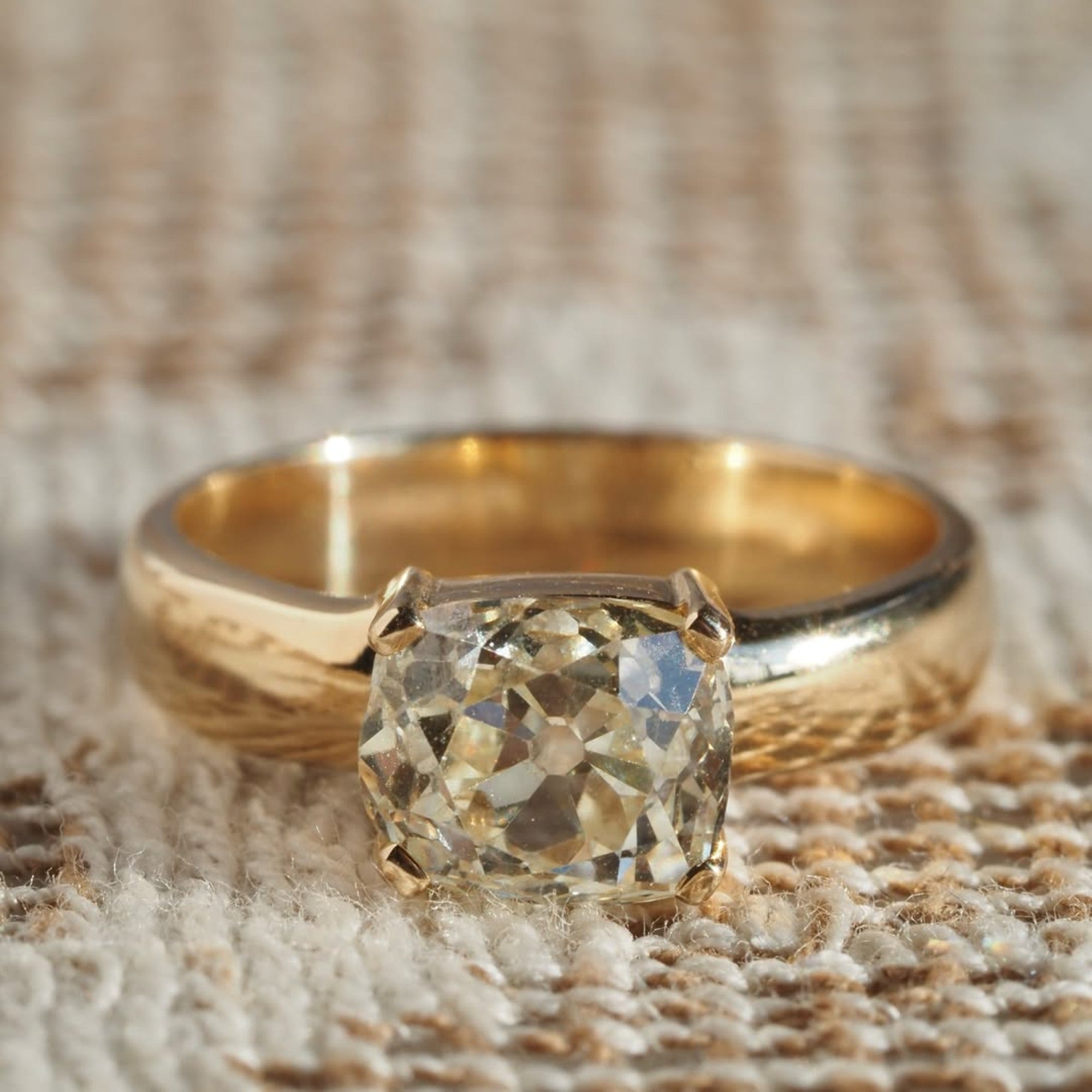 Old Mine Cushion Cut Moissanite Engagement Ring Solitaire Gold Wedding Ring