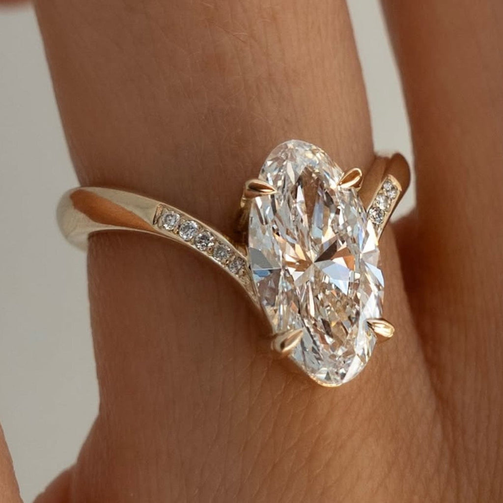 Oval Cut Moissanite Engagement Ring Curve Band Solid Gold Wedding Ring