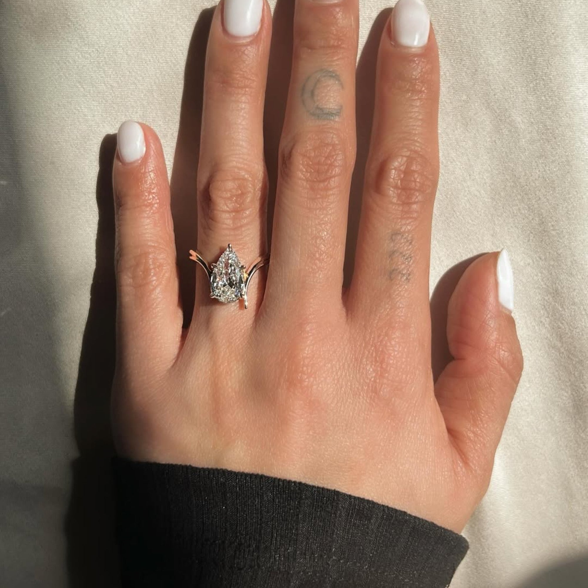 Pear Cut Moissanite Engagement Ring Bypass Gold Wedding Ring