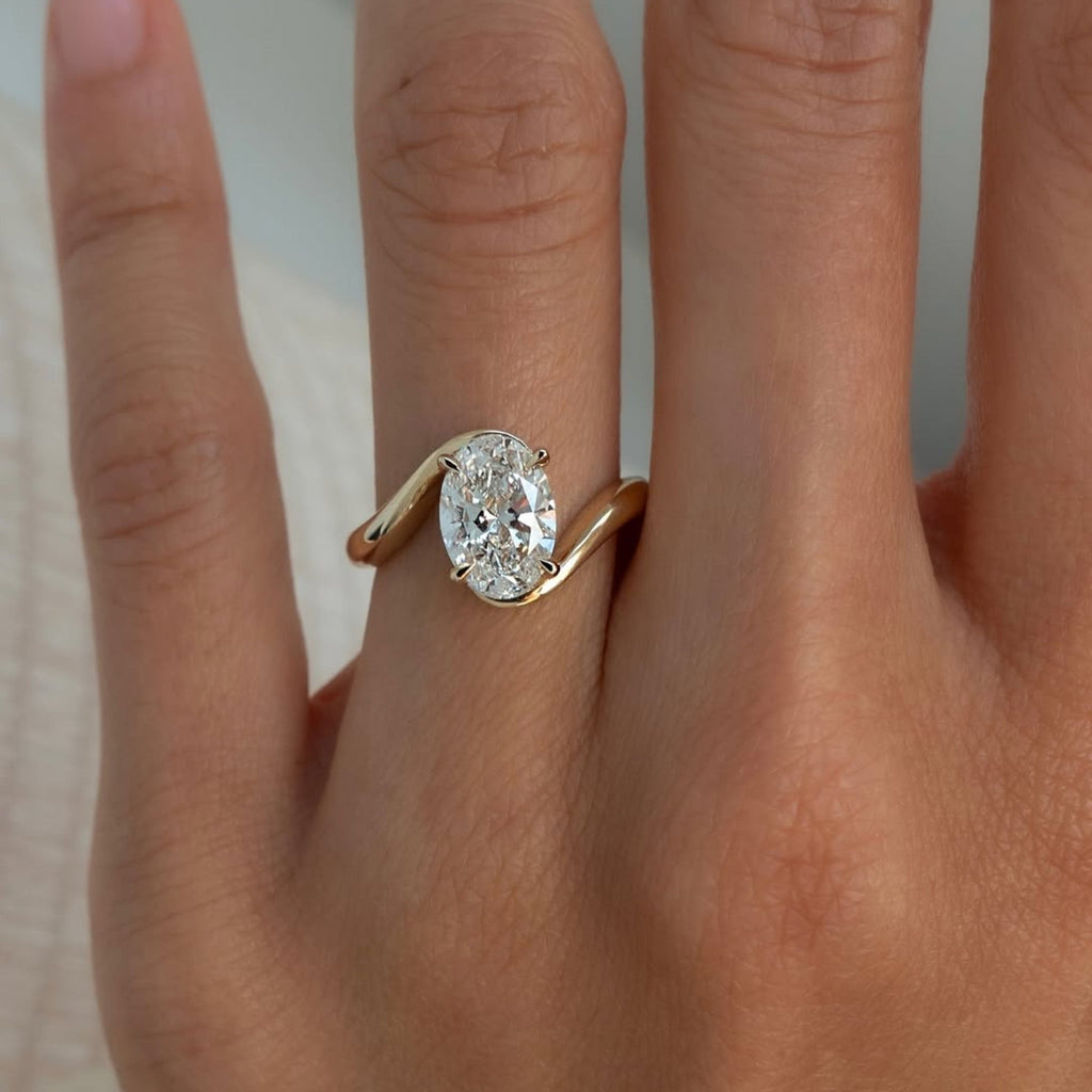Oval Cut Moissanite Engagement Ring Bypass Solitaire Wedding Ring