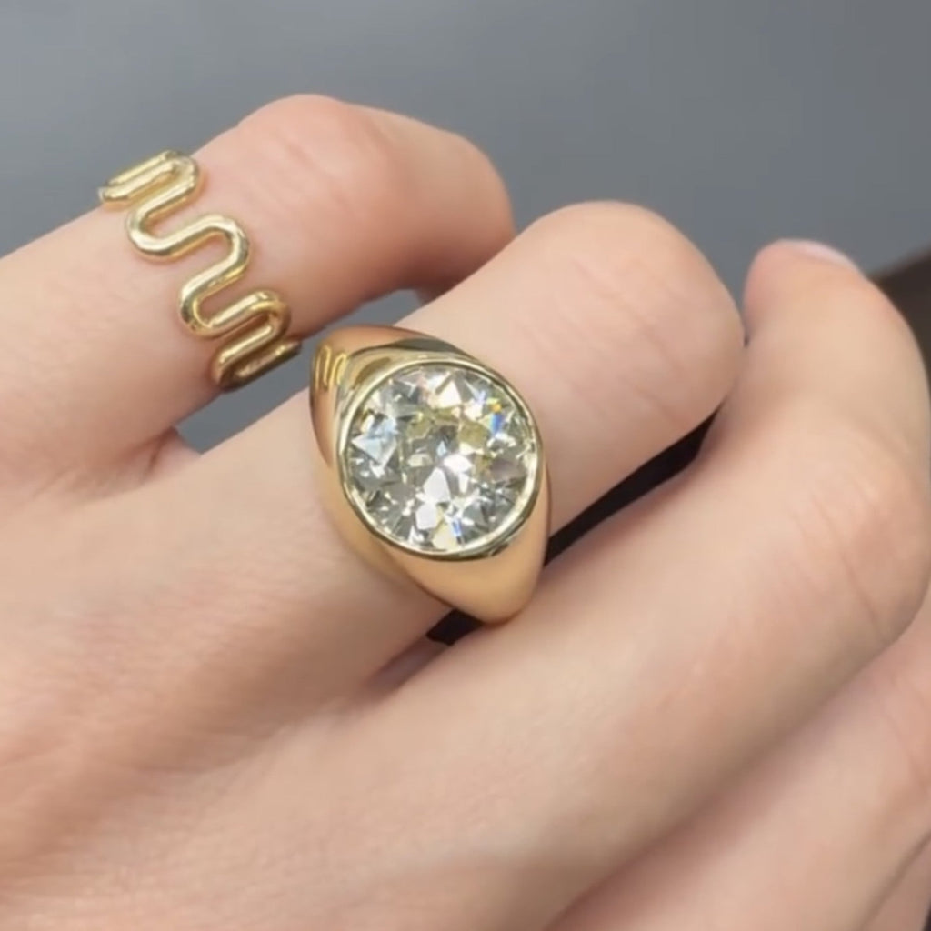 Round Bezel Set Engagement Ring Gold Moissanite Solitaire Wedding Ring