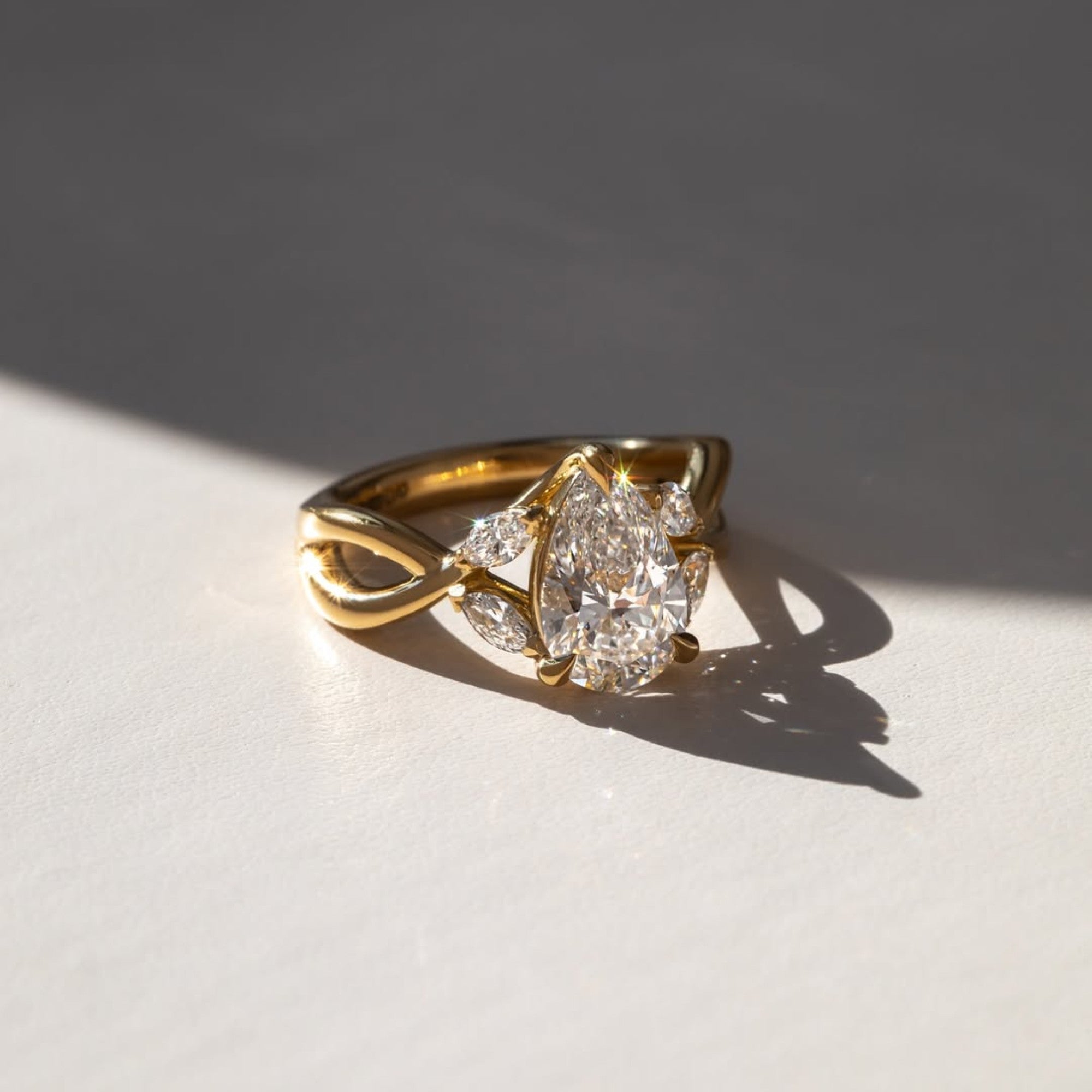 Cluster Pear Cut Engagement Ring Pear Art Deco Lab Grown Ring Solid Gold Wedding Ring Anniversary Rings For Women Teardrop Ring