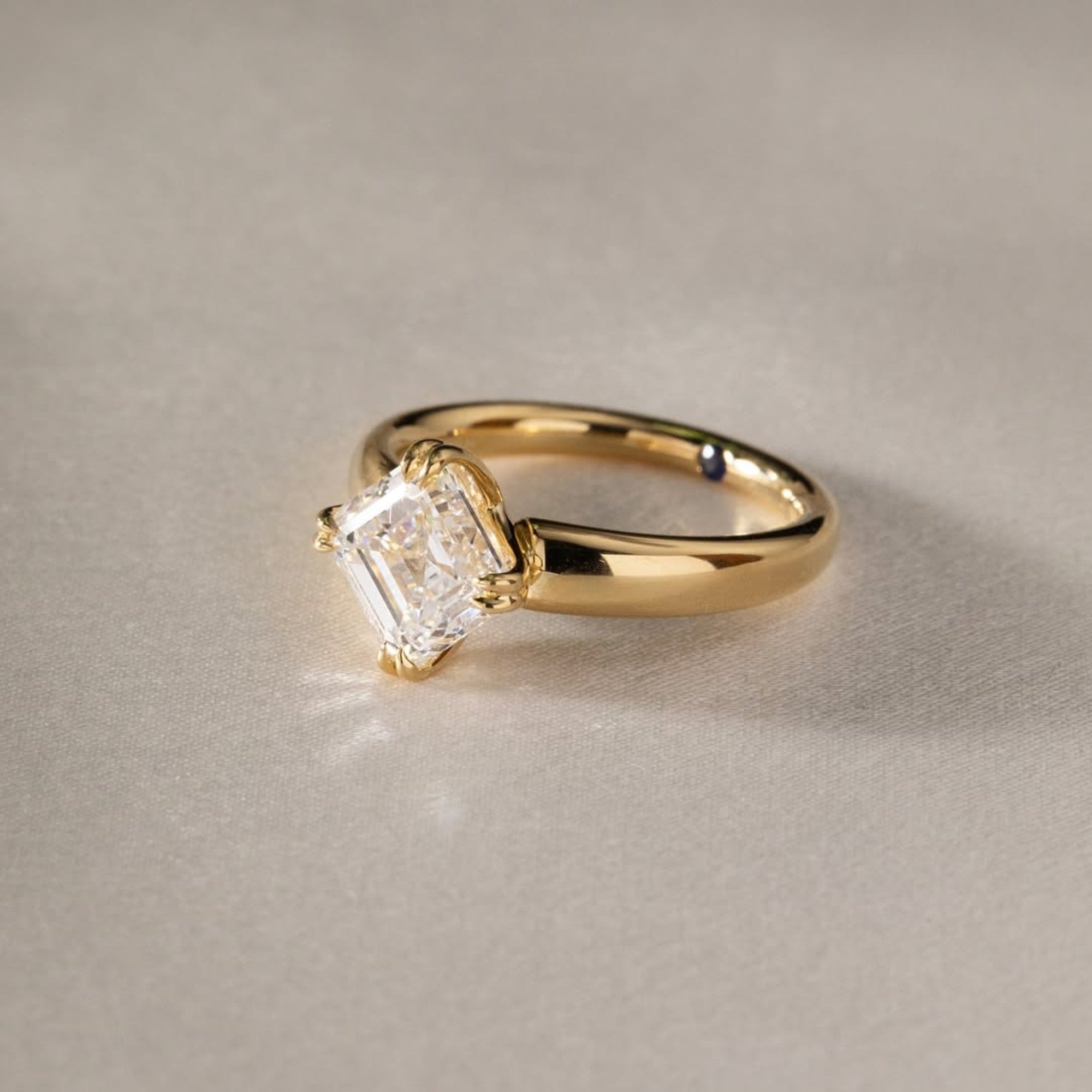 East West Asscher Cut Moissanite Engagement Ring Double Claw Prong Gold Solitaire Ring Horizontal Ring Wedding Ring Promise Ring