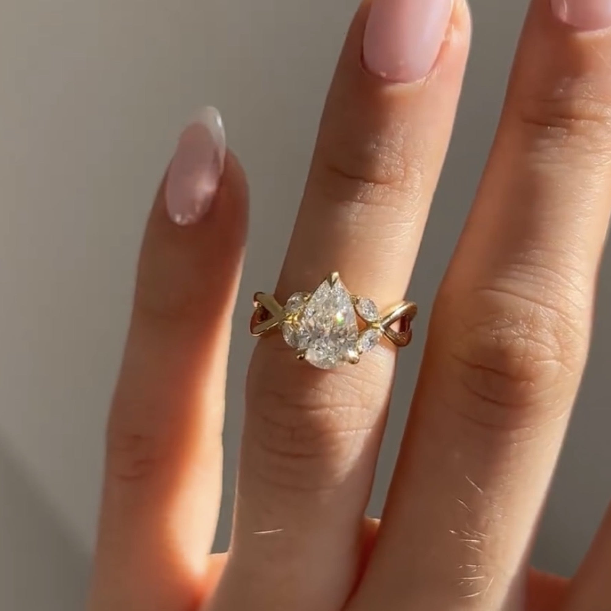 Cluster Pear Cut Engagement Ring Pear Art Deco Moissanite Ring Solid Gold Wedding Ring Anniversary Rings For Women Teardrop Ring