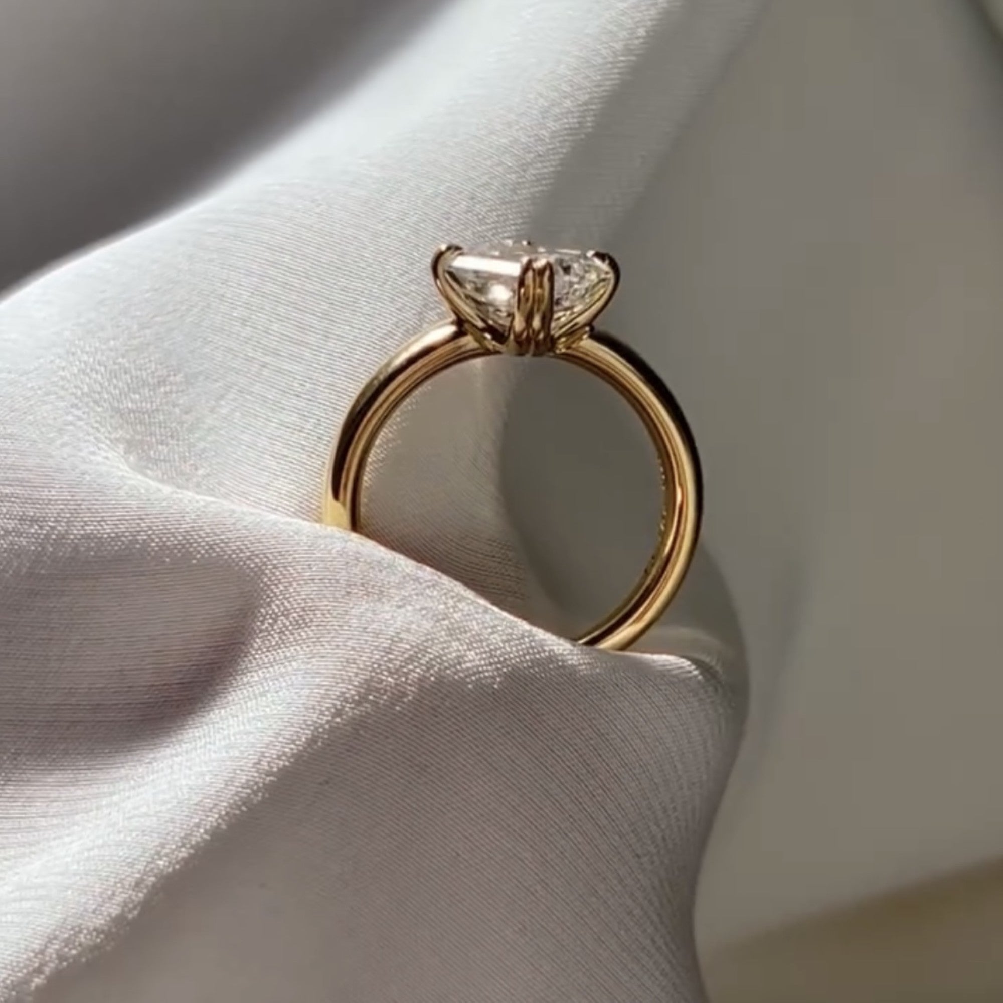 East West Asscher Cut Moissanite Engagement Ring Double Claw Prong Gold Solitaire Ring Horizontal Ring Wedding Ring Promise Ring