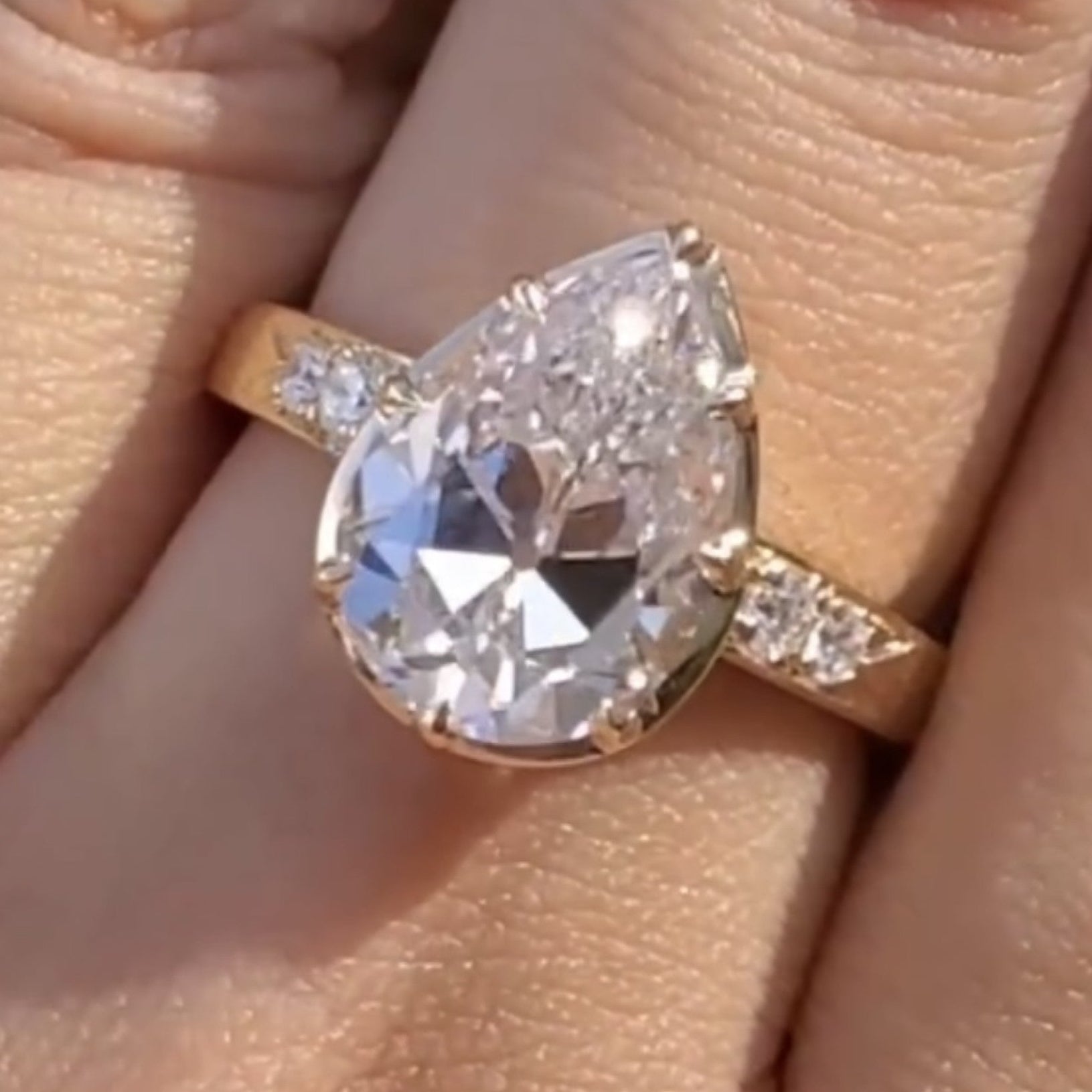 Old Mine Pear Cut Engagement Ring Pear Vintage Lab Grown Diamond Ring  Gold Wedding Ring Teardrop Ring Anniversary Rings For Women