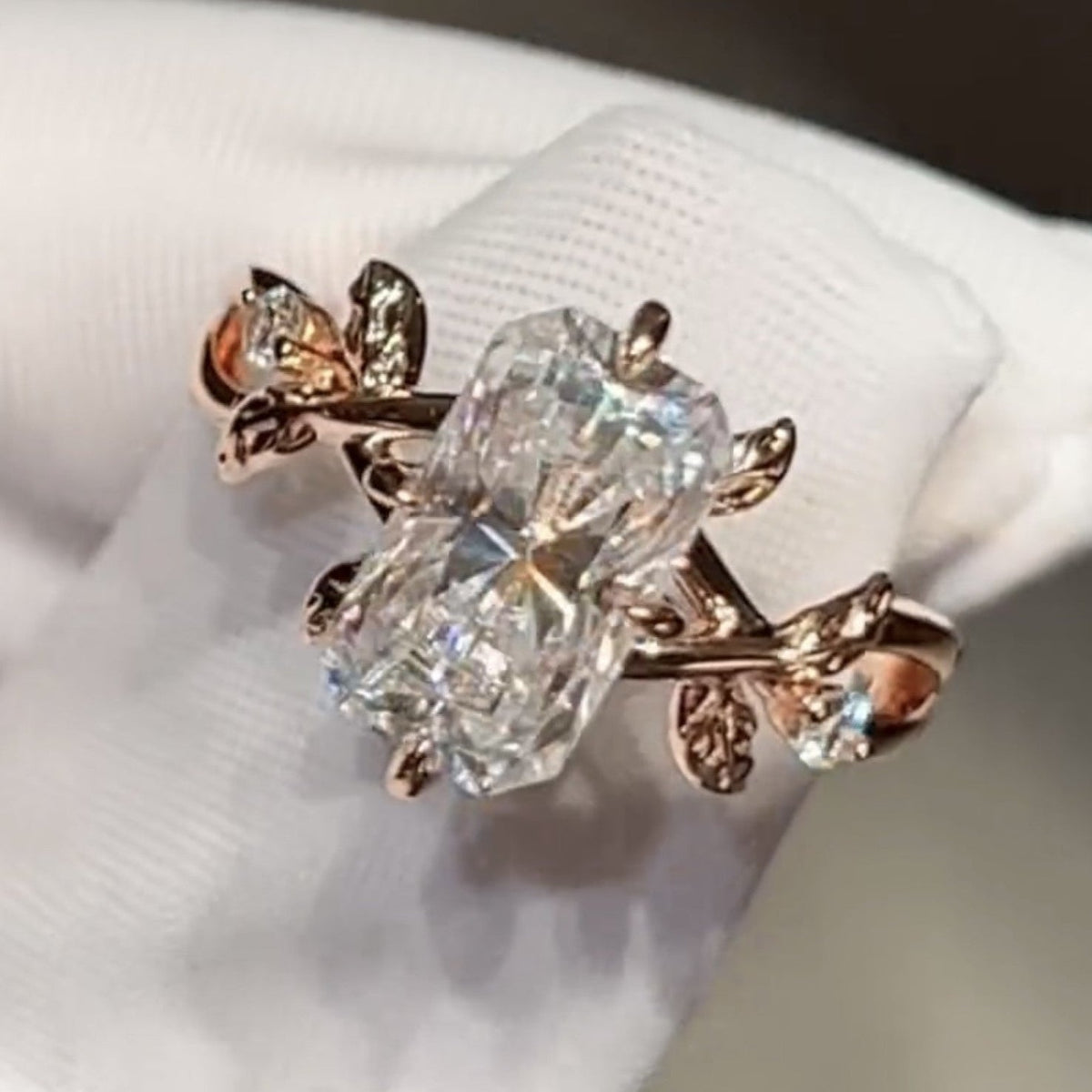 Art Deco Radiant Moissanite Engagement Ring Vintage Gold Wedding Ring Floral Set Anniversary Rings For Women Nature Inspired Ring