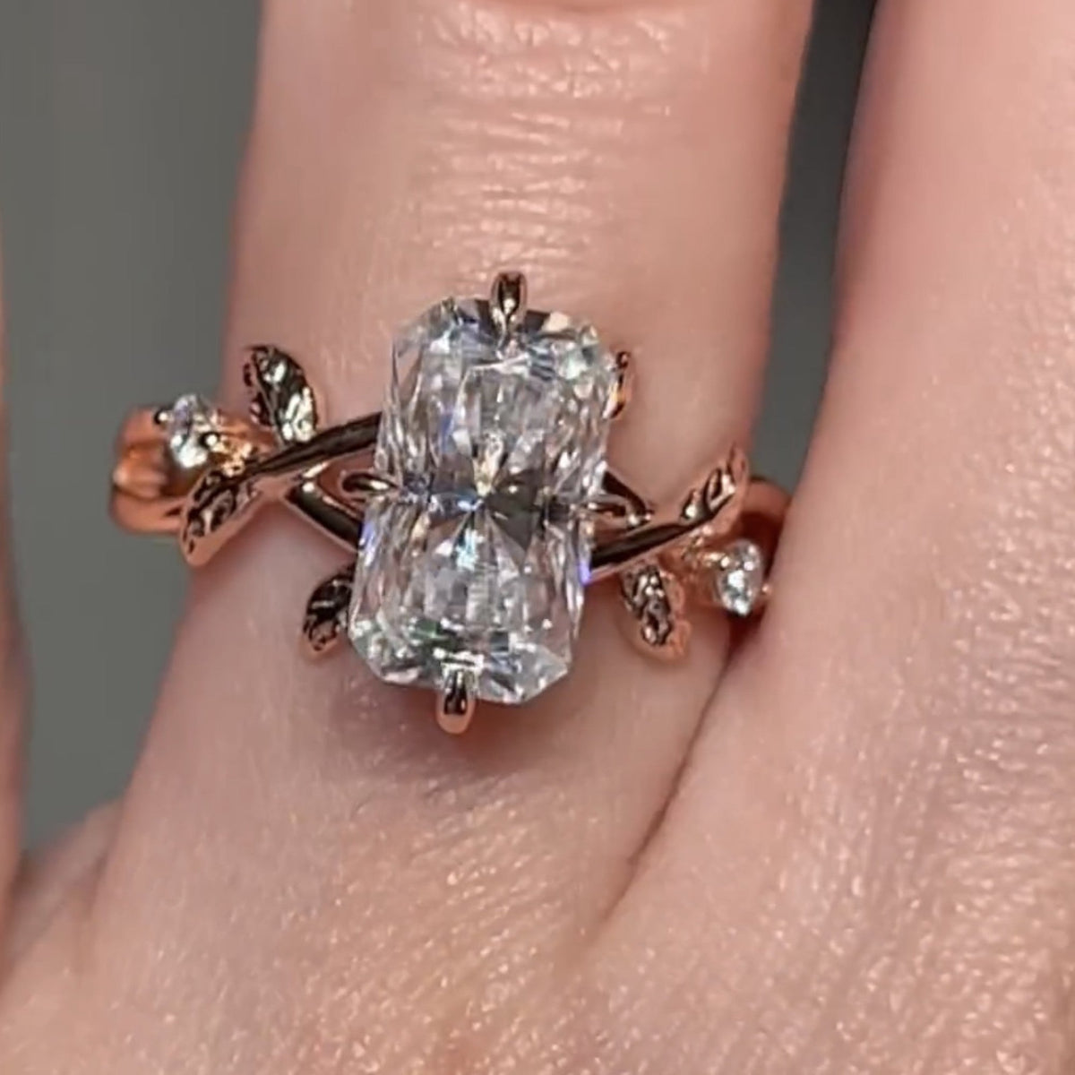 Art Deco Radiant Moissanite Engagement Ring Vintage Gold Wedding Ring Floral Set Anniversary Rings For Women Nature Inspired Ring