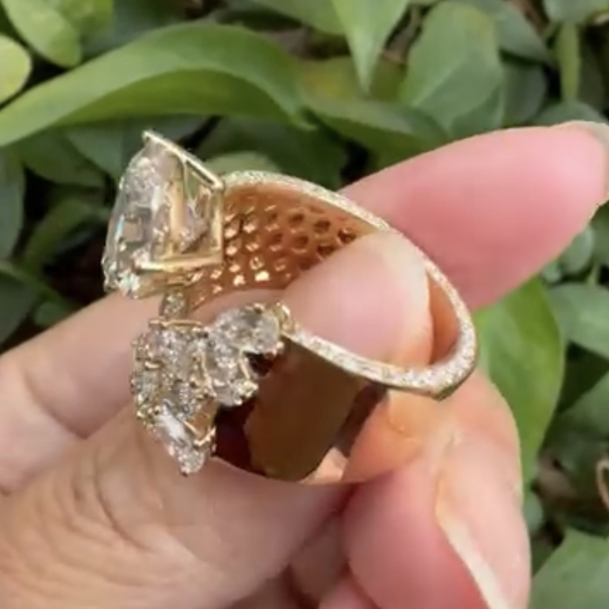 4.00 CT Open Gap Pear Cut Moissanite Engagement Ring Solid Gold Wedding Ring Antique Cocktail Ring Unique Ring Anniversary Rings For Women