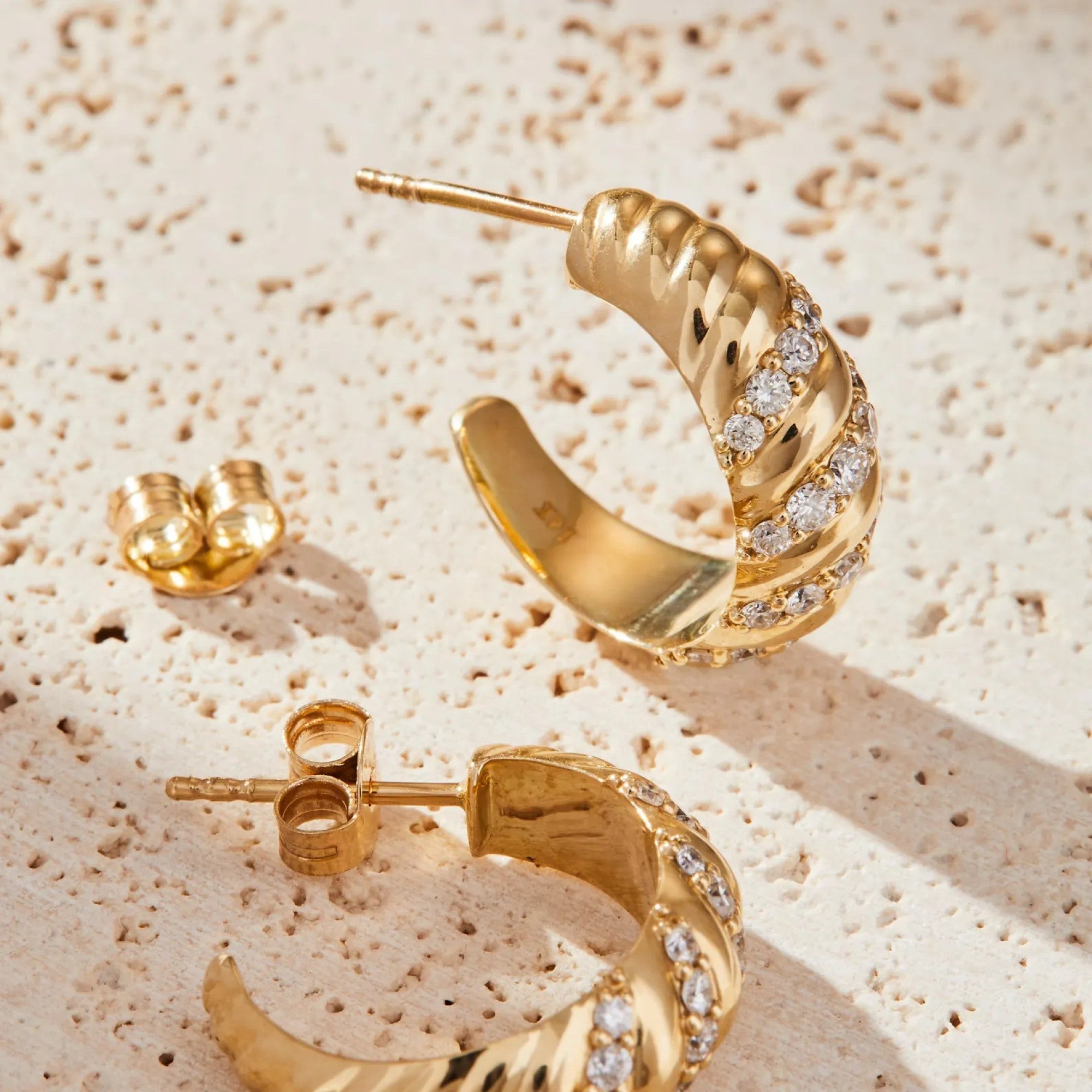 0.80 TCW Round Cut Lab Grown Diamond Huggie Hoop Earring Elegant Twist Design