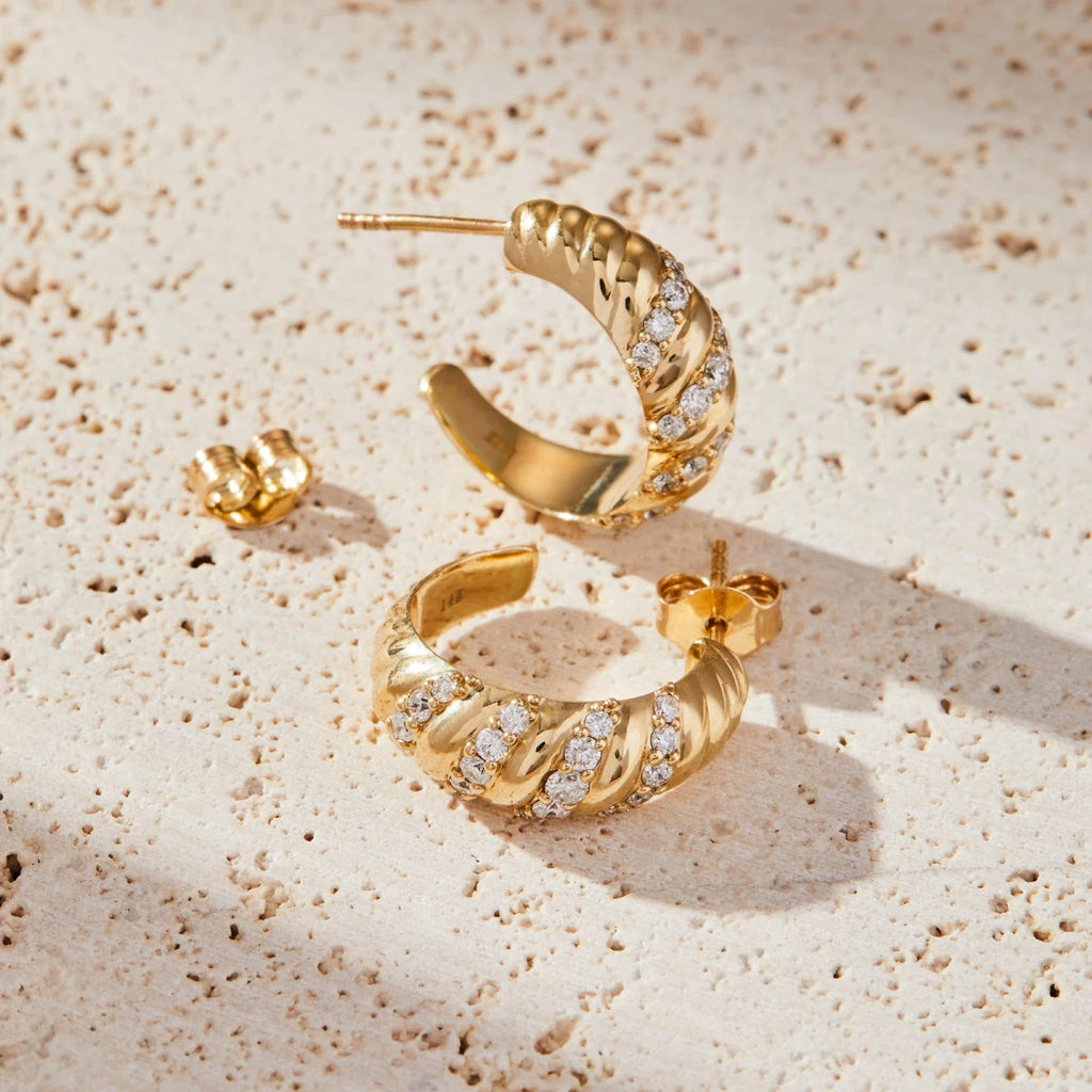 0.80 TCW Round Cut Lab Grown Diamond Huggie Hoop Earring Elegant Twist Design