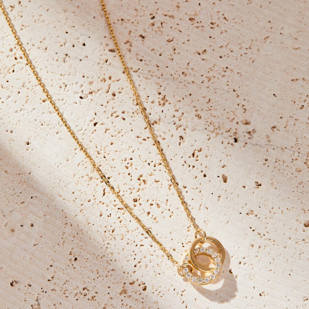 0.20 TCW Round Cut Gold Interlocking Circle Necklace Lab-Grown Diamond Accent