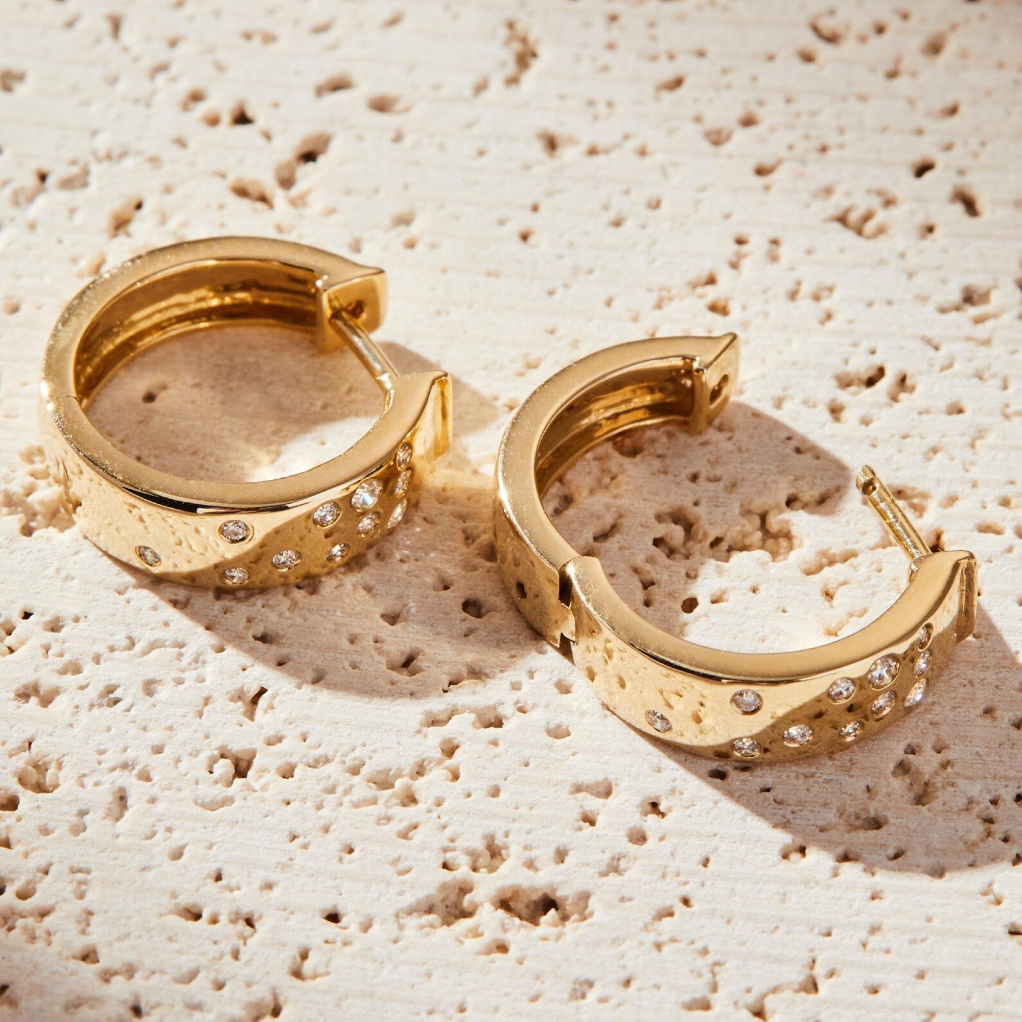 0.20 CT Round Cut Gold Diamond Huggie Earring Lab-Grown Pavé Hoops