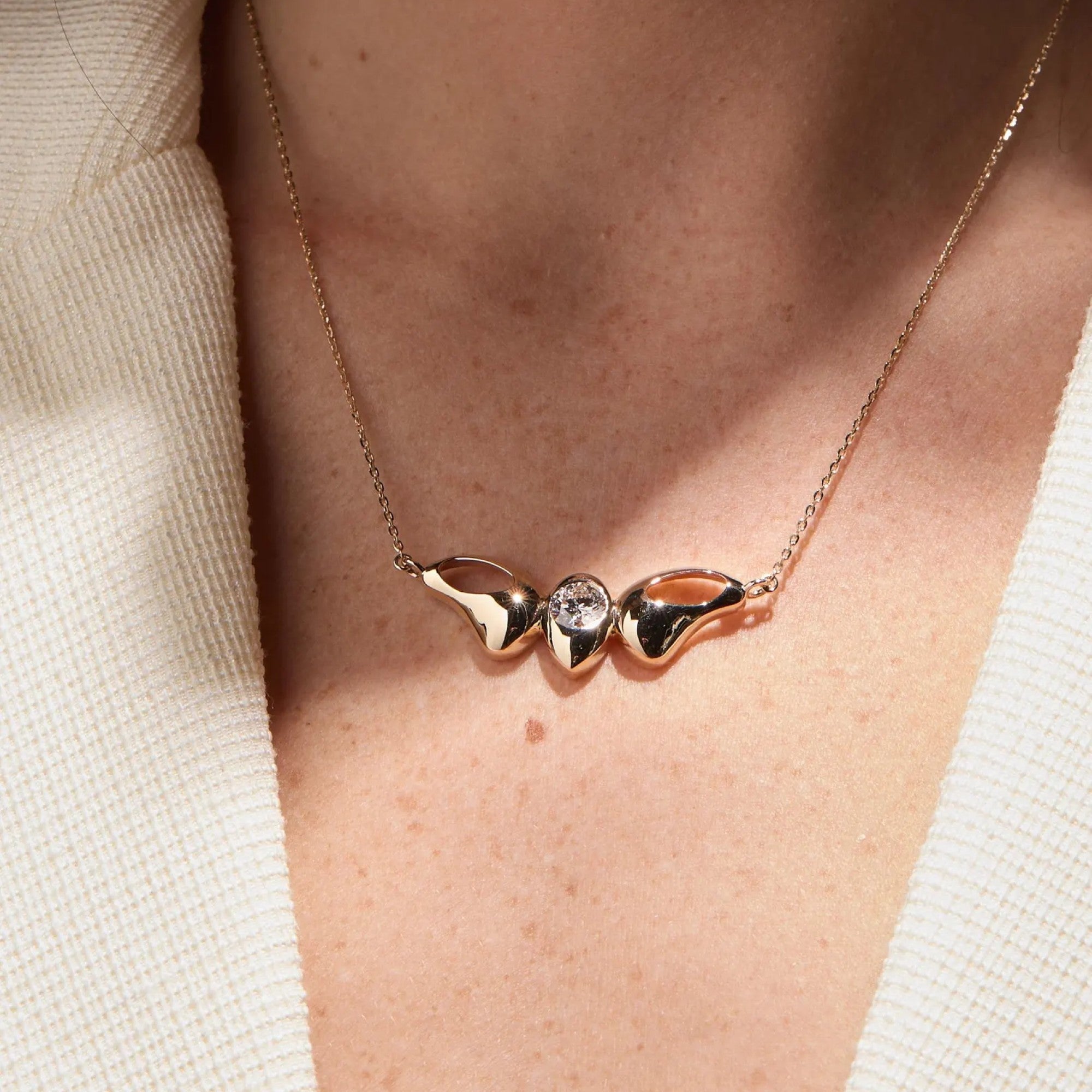 1.50 CT Round Cut Lab Grown Diamond Necklace, Gold Modern Pendant Jewelry