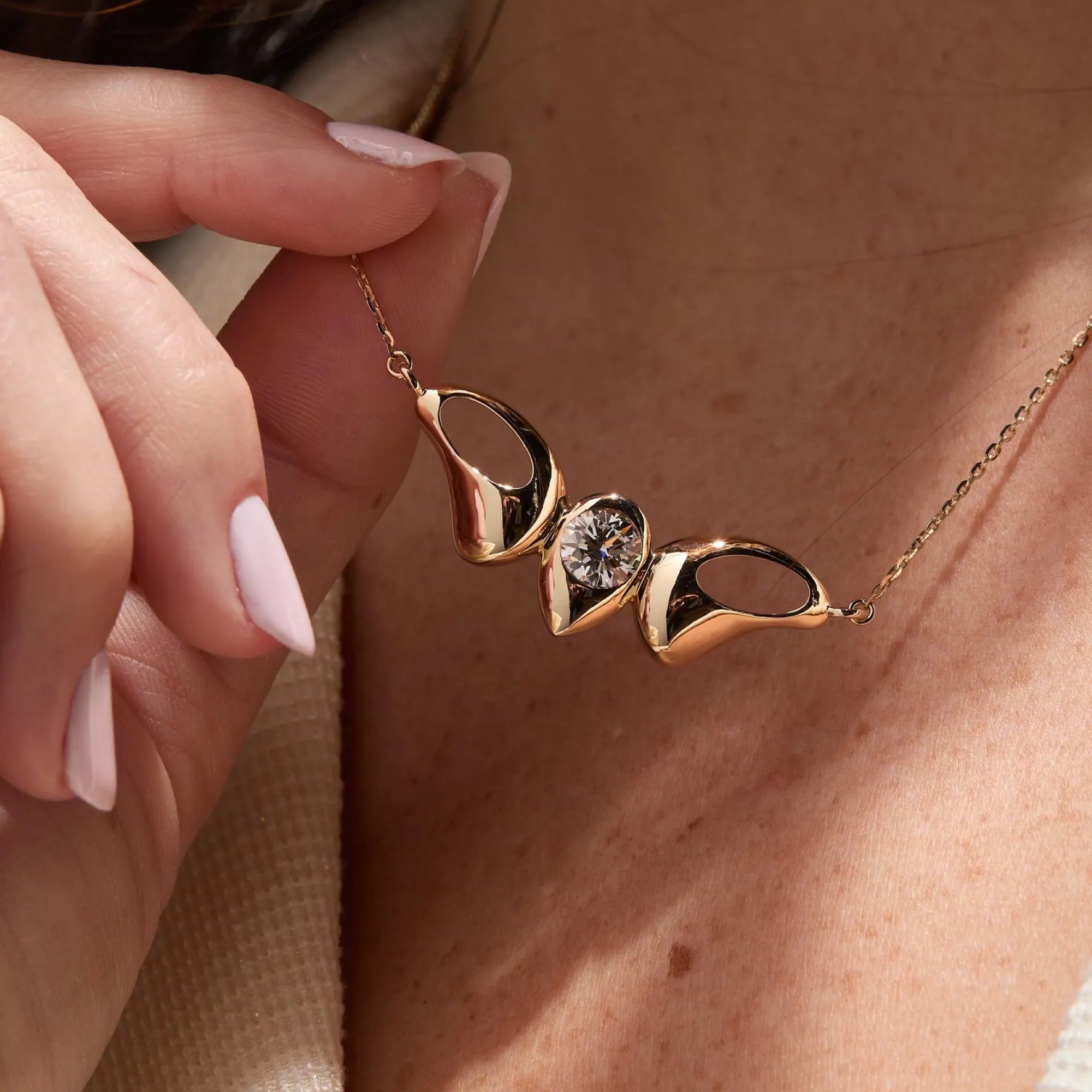 1.50 CT Round Cut Lab Grown Diamond Necklace, Gold Modern Pendant Jewelry