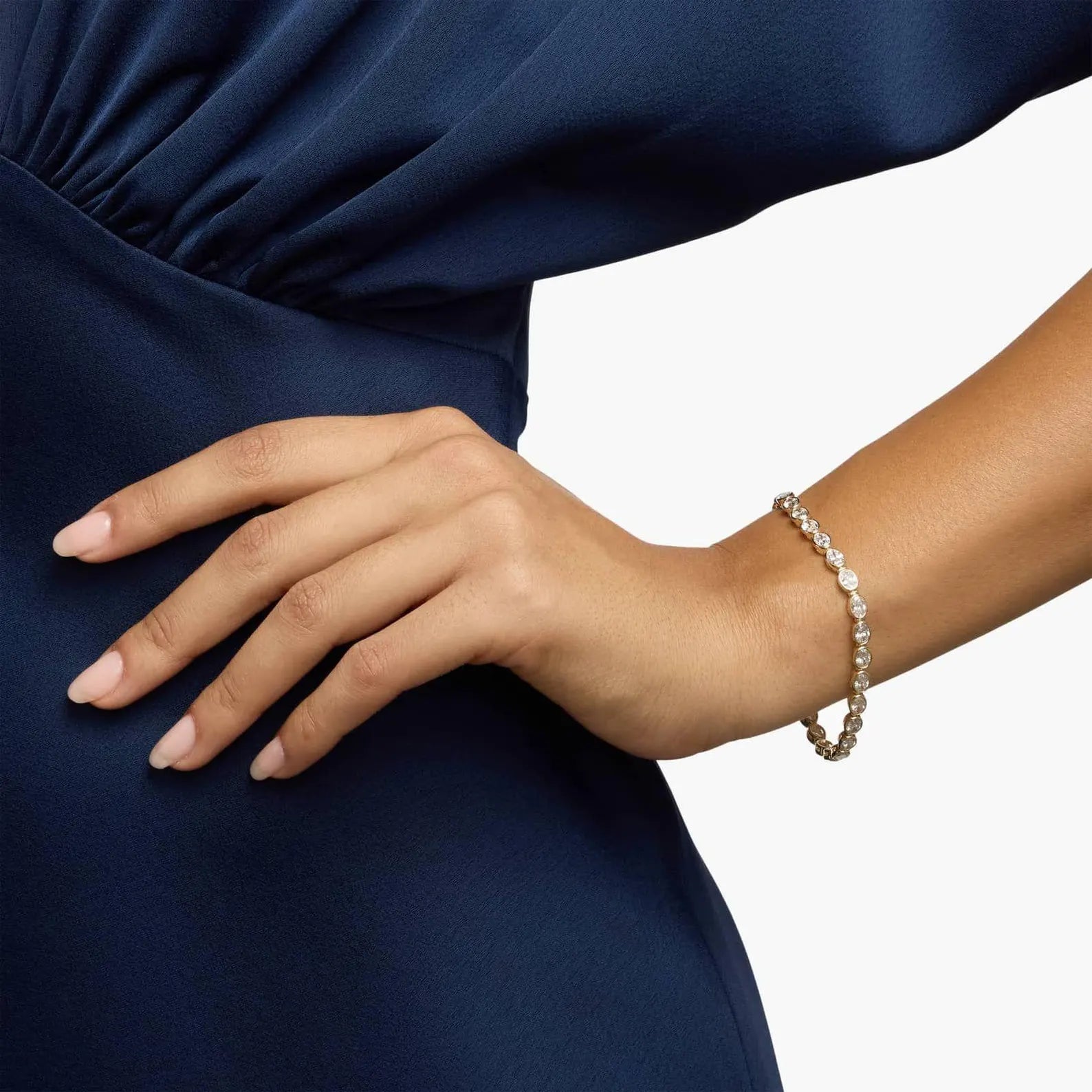 Oval Cut Moissanite Diamond Tennis Bracelet, With Bezel Set Elegant Gold Diamond Style Bracelet