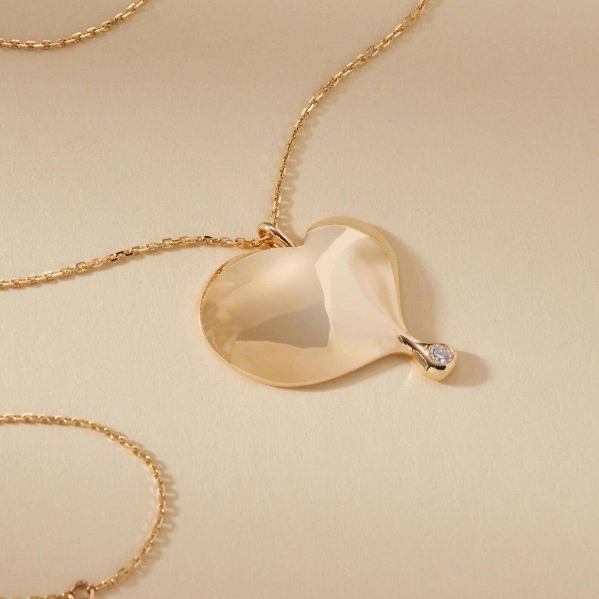 Gold Heart Pendant Necklace: Lab Diamond Art Deco Jewelry