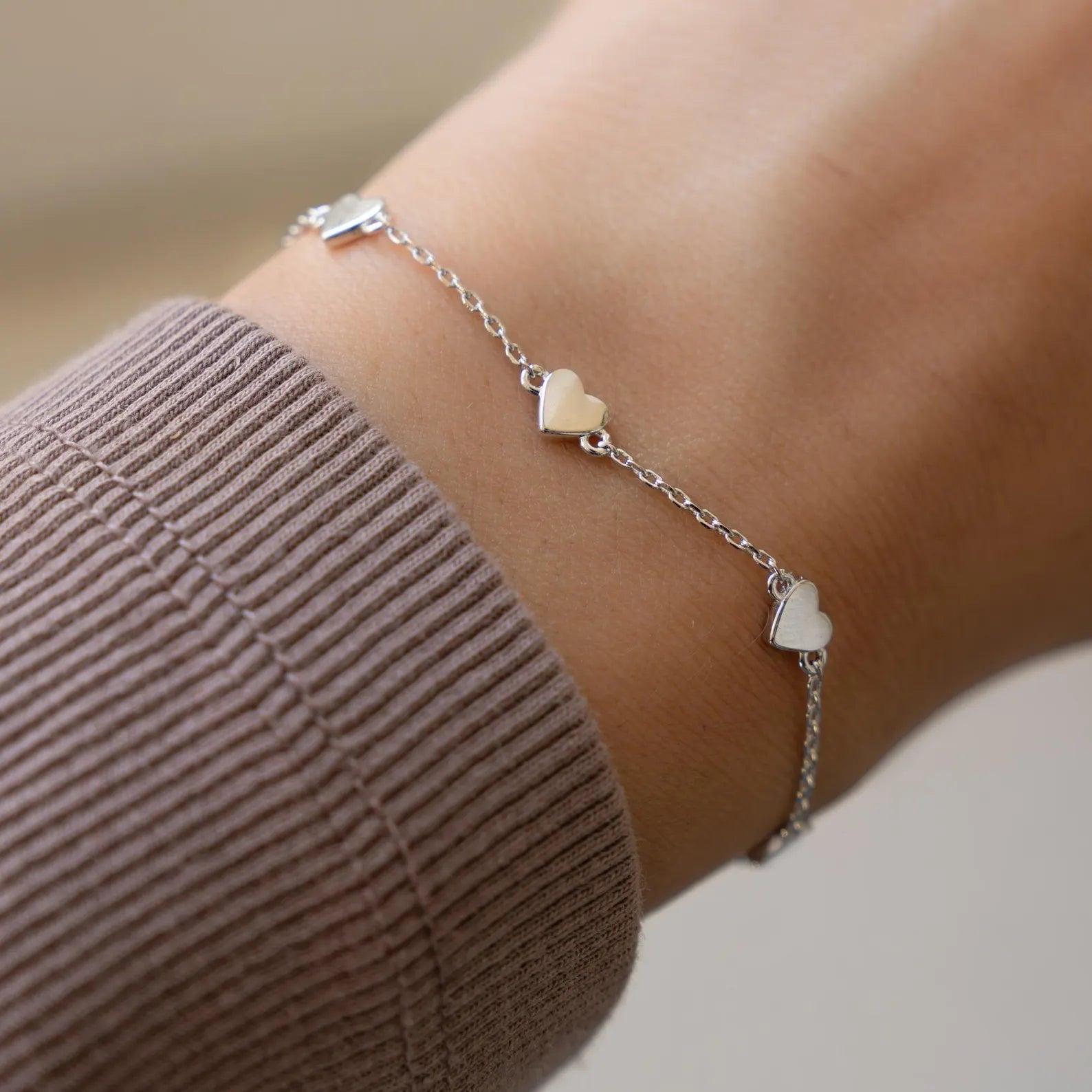 Heart Charm Bracelet, Minimalist Everyday Jewelry Gift for Her, Anniversary Birthday Valentine Present