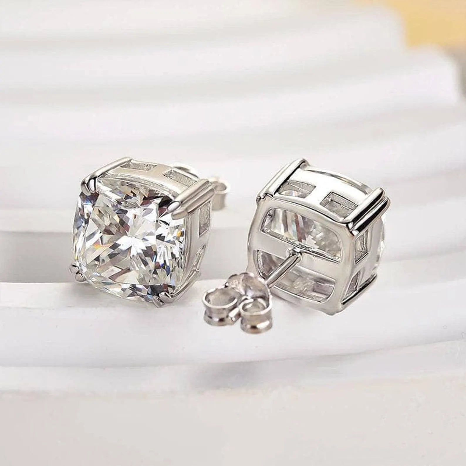 3.00 TCW Cushion Cut Moissanite Stud Earring Double Claw Prong Morden Fine Jewellery