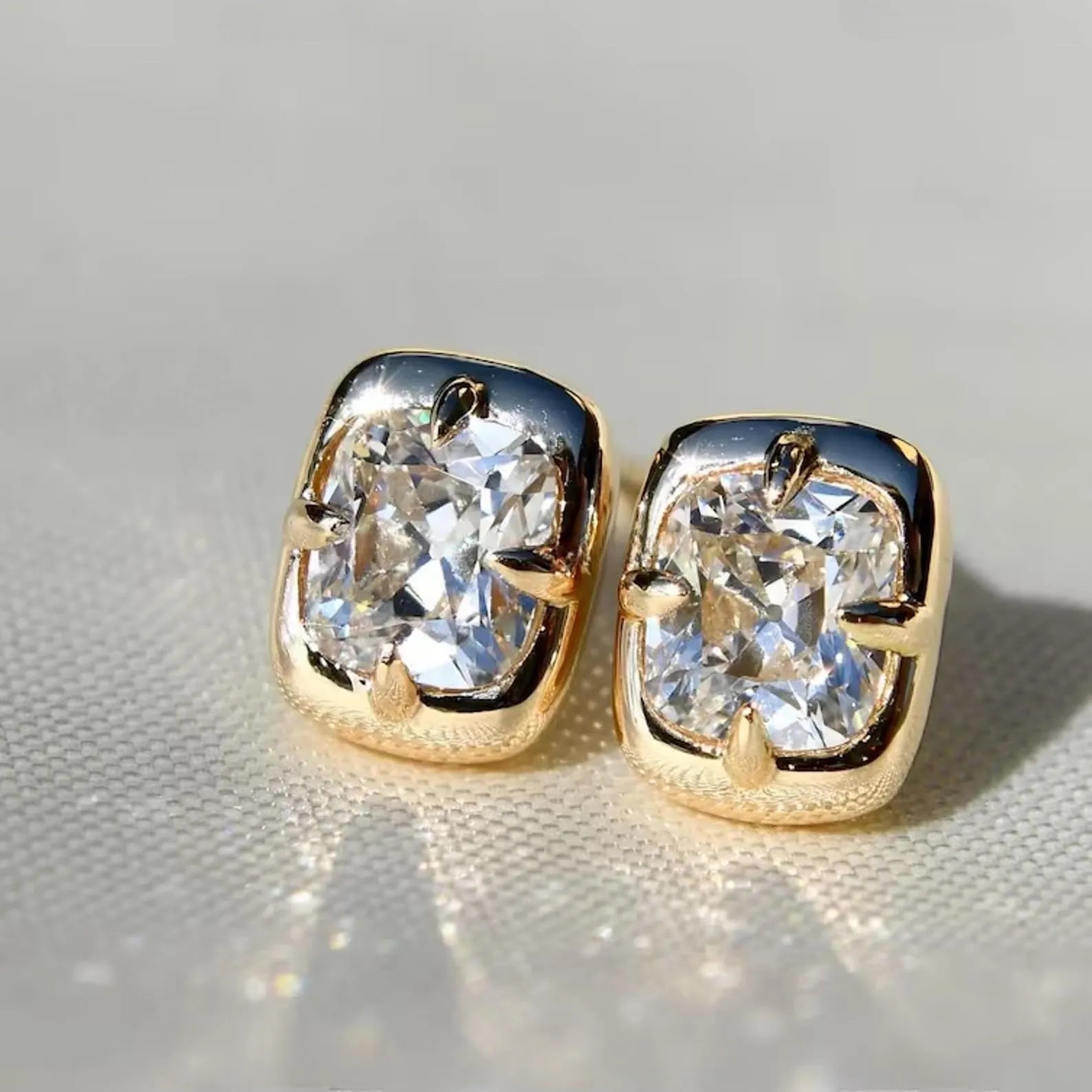 2.00 TCW Cushion Cut Lab Grown Diamond Stud Earring Bezel Set Jewellery