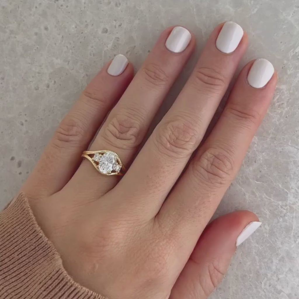 Thee Stone Oval Cut Moissanite Engagement Ring Gold Wedding Ring For Women Past Present Future Ring Anniversary Ring Promise Ring